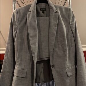 Ann Taylor Charcoal Blazer and Top Ensemble